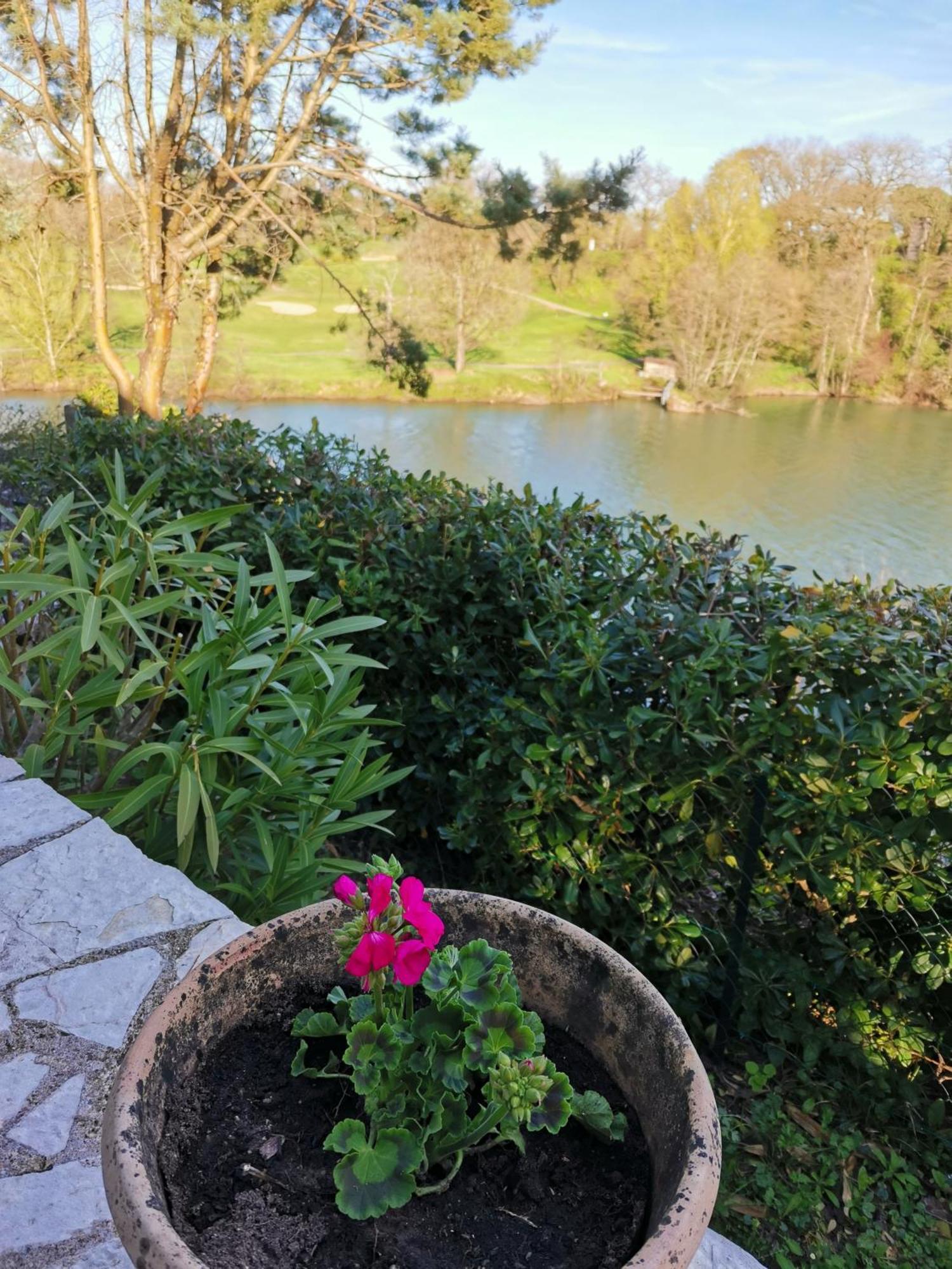 La Planque De L'Eclusier Villa Castelnau-de-Levis Luaran gambar